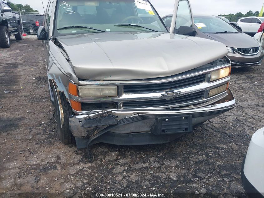1999 Chevrolet Suburban 1500 Lt VIN: 3GNEC16R8XG107903 Lot: 39810521