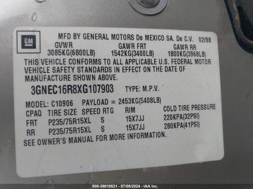 1999 Chevrolet Suburban 1500 Lt VIN: 3GNEC16R8XG107903 Lot: 39810521