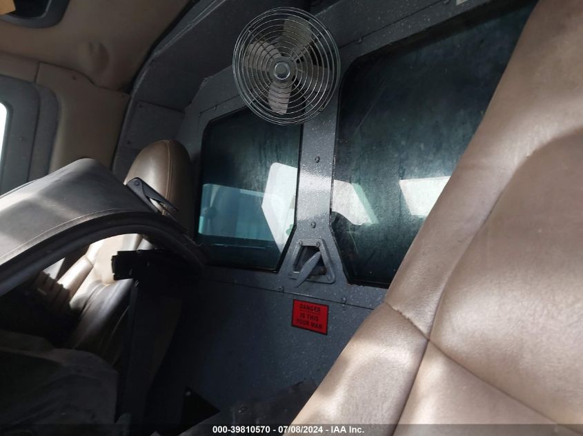 2005 GMC C5500 VIN: 1GDE5C1255F513723 Lot: 39810570