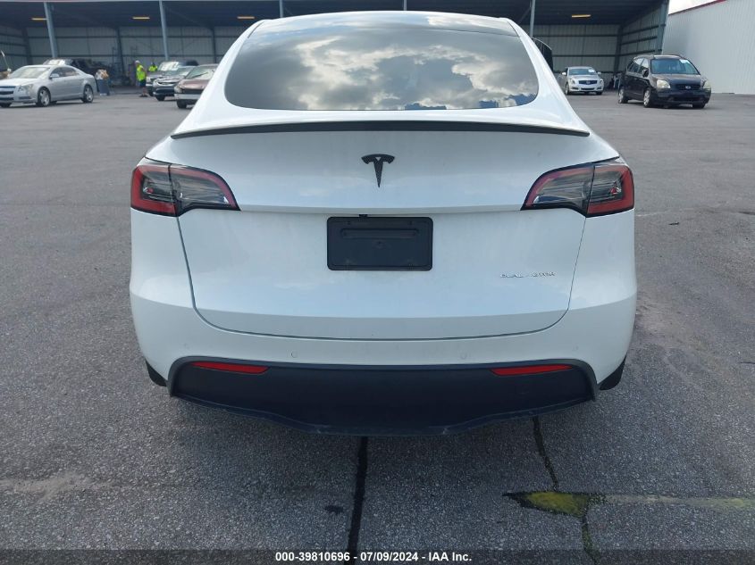 2022 Tesla Model Y Long Range Dual Motor All-Wheel Drive VIN: 7SAYGDEE8NA011881 Lot: 39810696