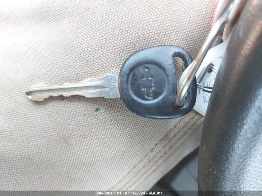 2010 Chevrolet Silverado 1500 Work Truck VIN: 1GCPKPEA1AZ257426 Lot: 39810701