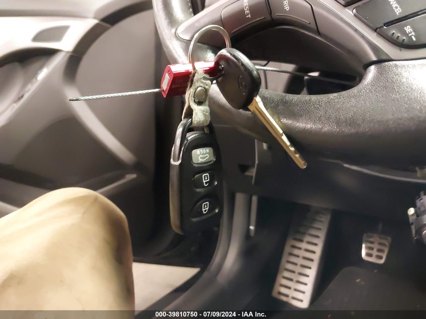 2013 Hyundai Elantra Se VIN: KMHDH6AE0DU004194 Lot: 39810750