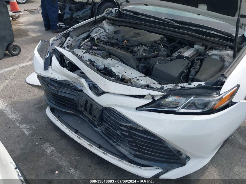 2019 Toyota Camry Le VIN: 4T1B11HK3KU255251 Lot: 39810883