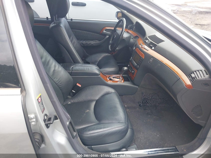 2005 Mercedes-Benz S 430 VIN: WDBNG70J45A440693 Lot: 39810905