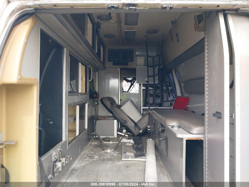 2001 Ford Econoline E350 Super Duty Van VIN: 1FDSS34F61HB25859 Lot: 39810990