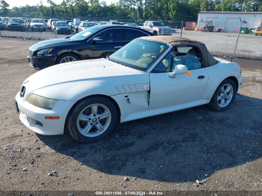 2000 BMW Z3 2.3 VIN: 4USCH9343YLF83504 Lot: 39811056