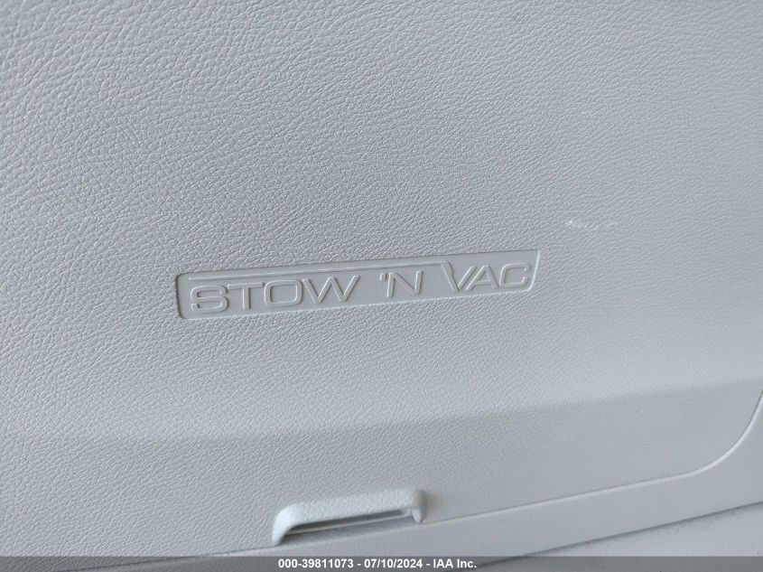 2017 CHRYSLER PACIFICA LIMITED - 2C4RC1GG9HR659297