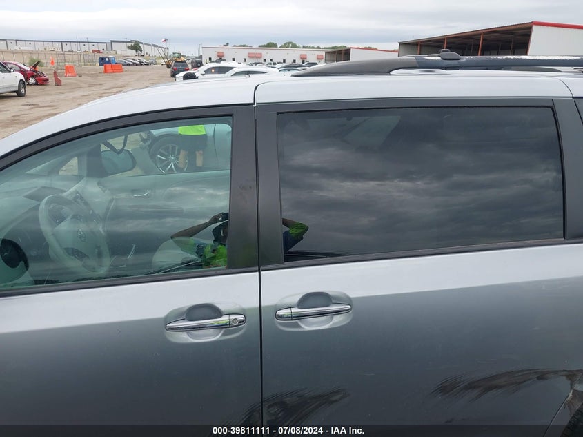 2012 Toyota Sienna Xle V6 8 Passenger VIN: 5TDYK3DC2CS188850 Lot: 39811111