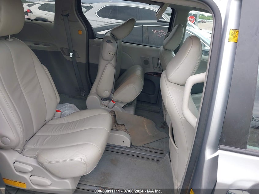 2012 Toyota Sienna Xle V6 8 Passenger VIN: 5TDYK3DC2CS188850 Lot: 39811111