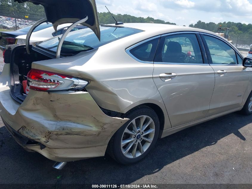 2017 Ford Fusion Energi Titanium VIN: 3FA6P0SU8HR209669 Lot: 39811126