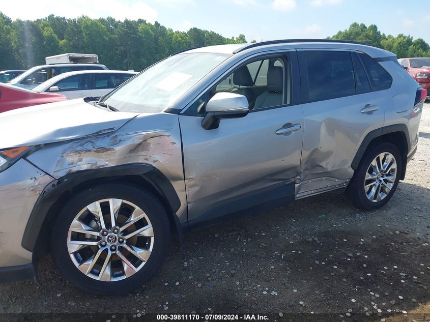 2020 TOYOTA RAV4 XLE PREMIUM - 2T3C1RFVXLC069054
