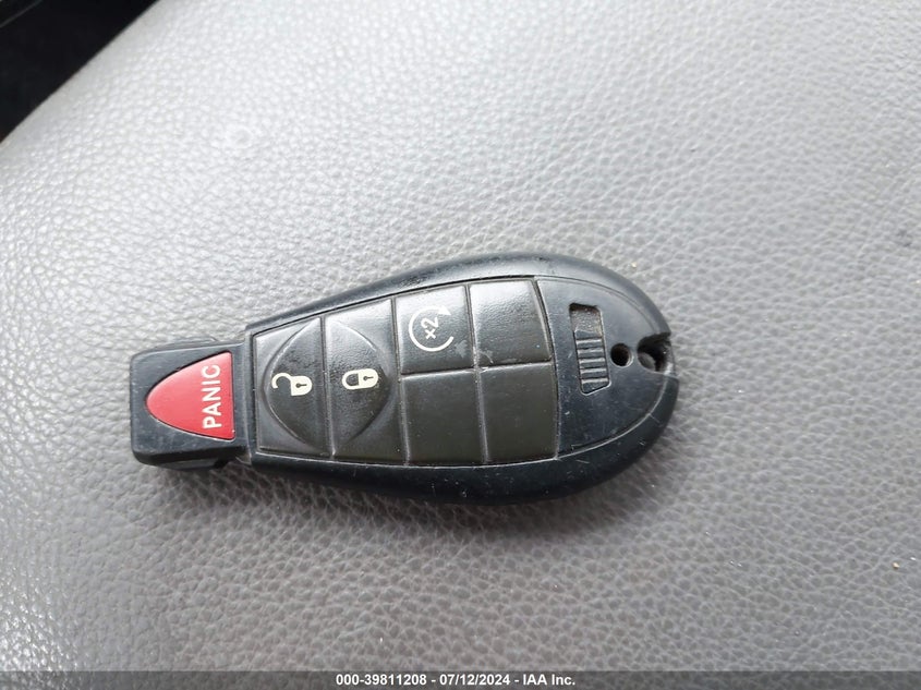 2009 Dodge Ram 1500 VIN: 1D3HB13T69S705385 Lot: 39811208