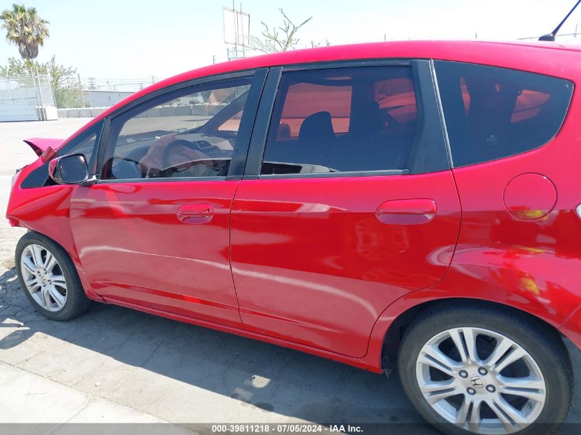 2010 Honda Fit Sport VIN: JHMGE8H42AC005592 Lot: 39811218