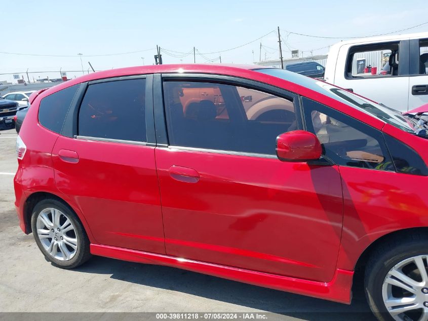 2010 Honda Fit Sport VIN: JHMGE8H42AC005592 Lot: 39811218