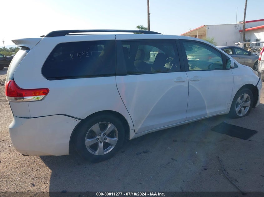 2011 Toyota Sienna Le V6 VIN: 5TDKK3DC2BS014961 Lot: 39811277