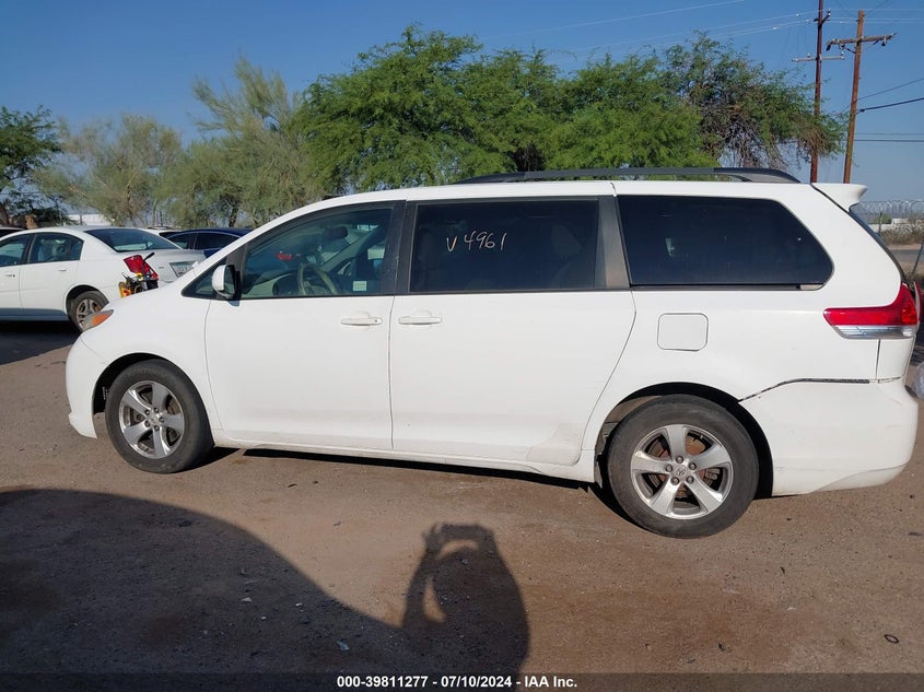2011 Toyota Sienna Le V6 VIN: 5TDKK3DC2BS014961 Lot: 39811277
