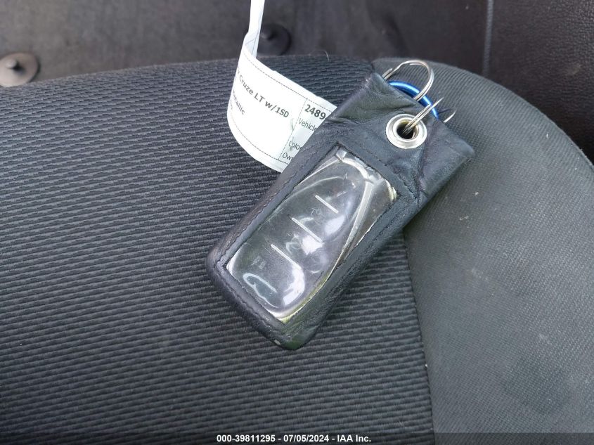 2017 Chevrolet Cruze Lt VIN: 3G1BE5SM1HS530837 Lot: 39811295