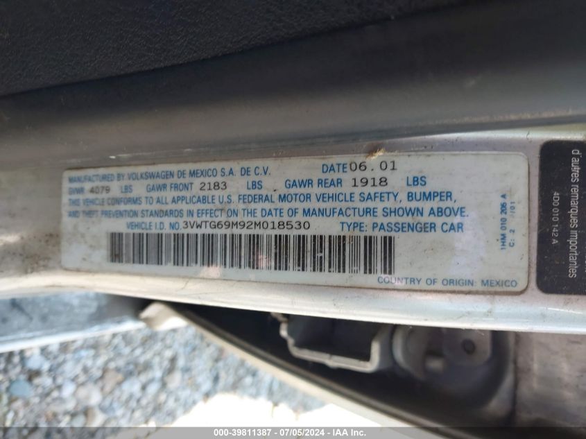 2002 Volkswagen Jetta Glx VIN: 3VWTG69M92M018530 Lot: 39811387