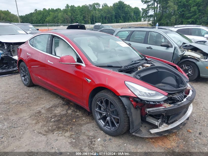 2018 Tesla Model 3 Long Range/Performance VIN: 5YJ3E1EB1JF122142 Lot: 39811433