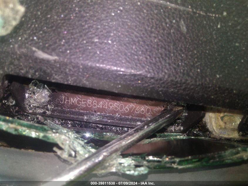 2009 Honda Fit Sport VIN: JHMGE88449S067660 Lot: 39811538