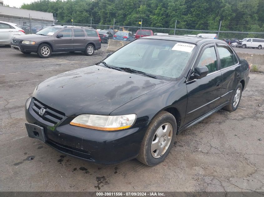 1HGCG16582A013689 | 2002 HONDA ACCORD