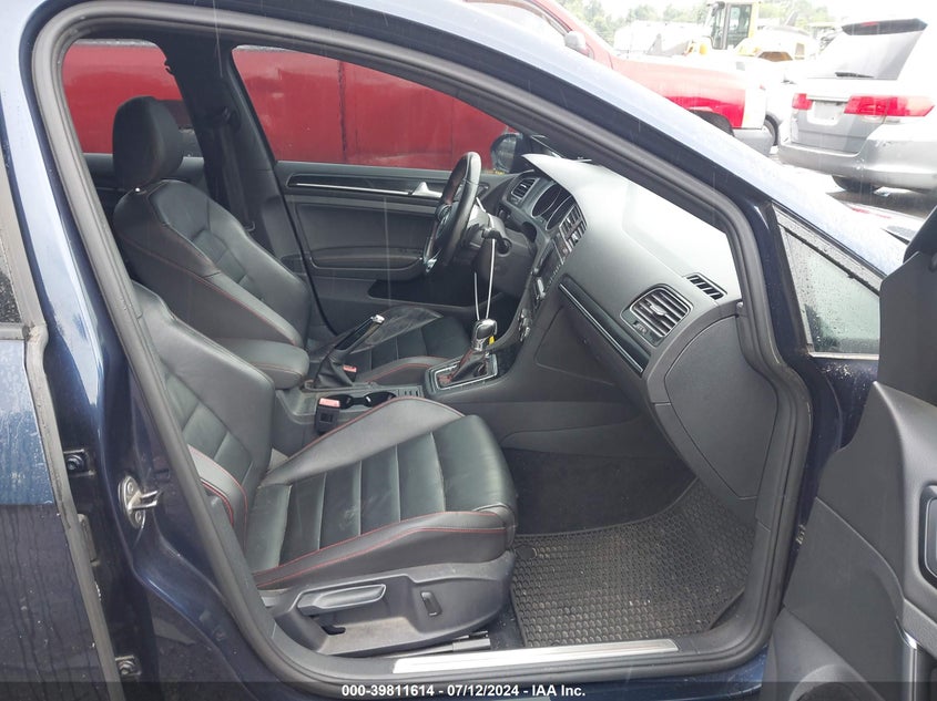 2015 VOLKSWAGEN GOLF GTI 2.0T SE 4-DOOR - 3VW4T7AU6FM016032