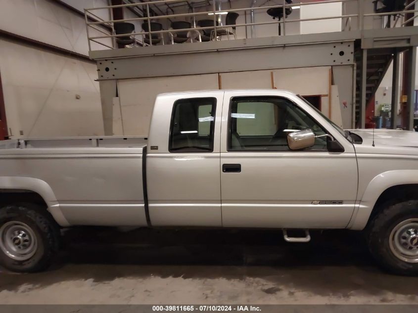 1994 Chevrolet Gmt-400 K2500 VIN: 1GCGK29N5RE279027 Lot: 39811665