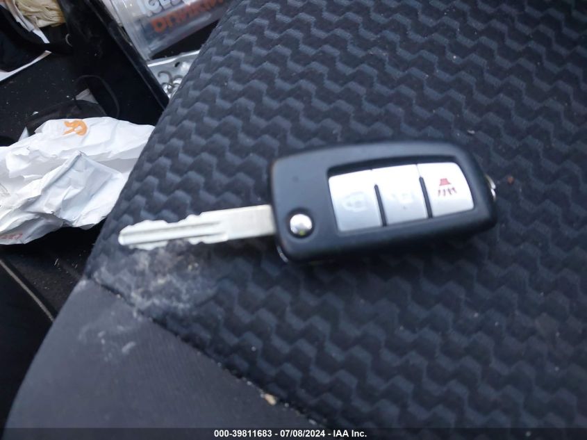 2018 Nissan Rogue Sport S VIN: JN1BJ1CR8JW285585 Lot: 39811683