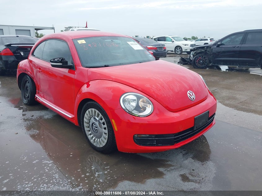 2014 VOLKSWAGEN BEETLE 2.5L - 3VWJP7AT3EM608811