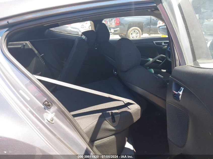 2017 Hyundai Veloster VIN: KMHTC6AD9HU311063 Lot: 39811920