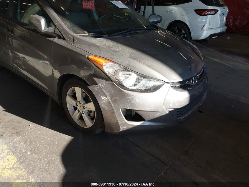 2013 Hyundai Elantra Gls/Limited VIN: 5NPDH4AE4DH243055 Lot: 39811938