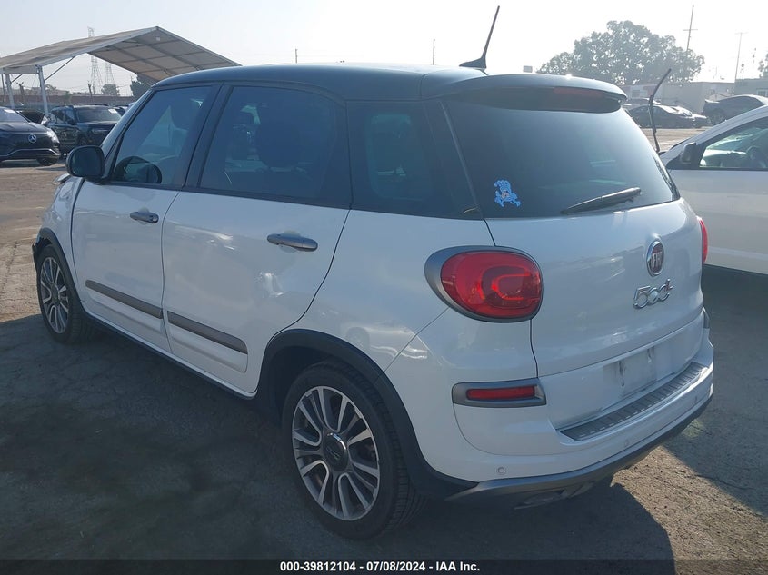 2018 Fiat 500L Trekking VIN: ZFBCFADH7JZ040450 Lot: 39812104