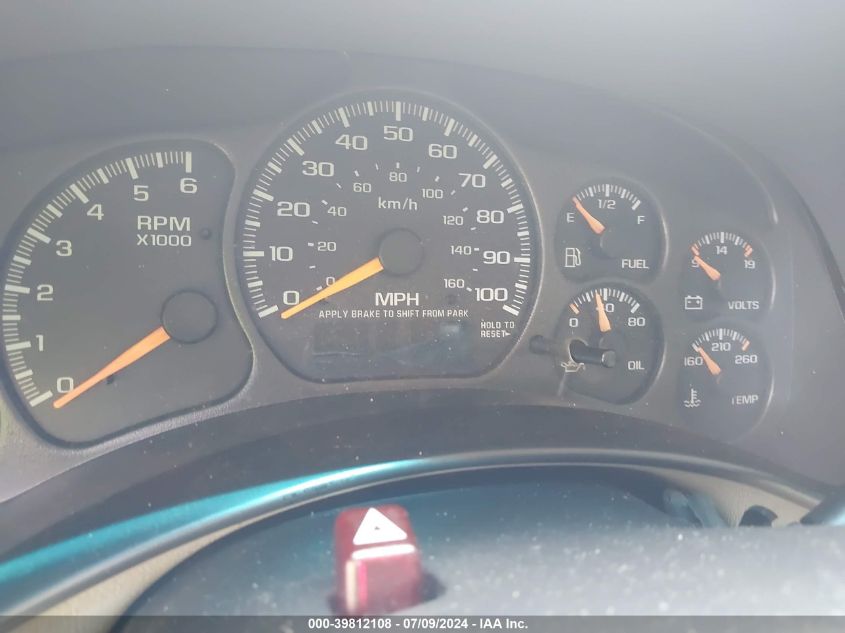 2001 Chevrolet Tahoe Ls VIN: 1GNEC13T91J153178 Lot: 39812108