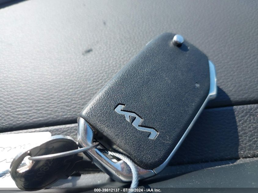 2023 Kia Sportage Lx VIN: KNDPU3AF0P7172599 Lot: 39812137