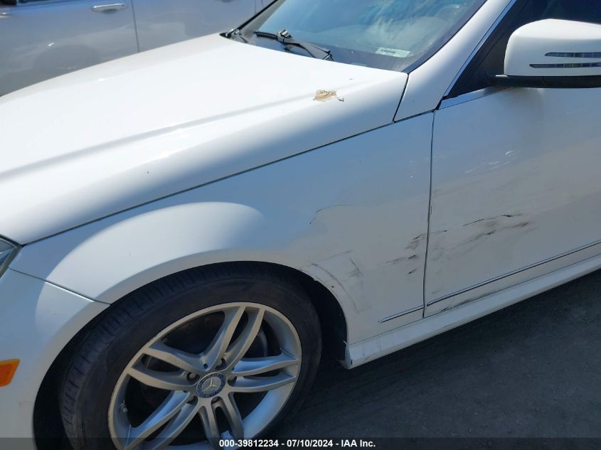 2013 Mercedes-Benz C 250 Luxury/Sport VIN: WDDGF4HBXDF971722 Lot: 39812234