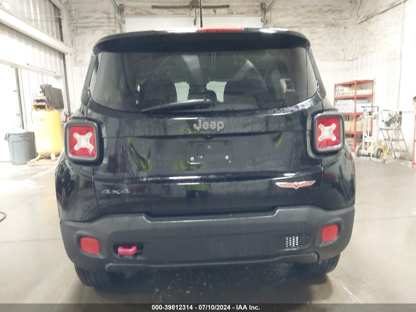 2017 Jeep Renegade Trailhawk 4X4 VIN: ZACCJBCB1HPG07811 Lot: 39812314