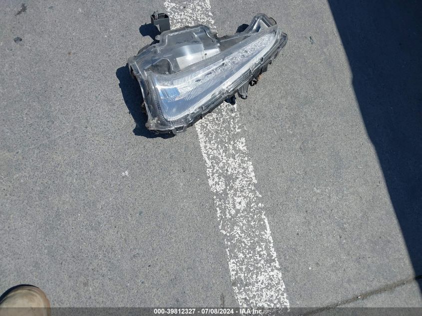 2018 Toyota Prius Prime Plus VIN: JTDKARFP1J3077281 Lot: 39812327