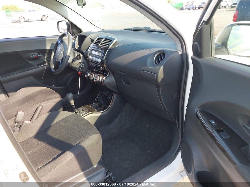 2008 Scion Xd VIN: JTKKU10488J010764 Lot: 39812369