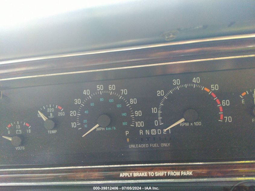 1993 Buick Roadmaster VIN: 1G4BN5377PR417925 Lot: 39812406