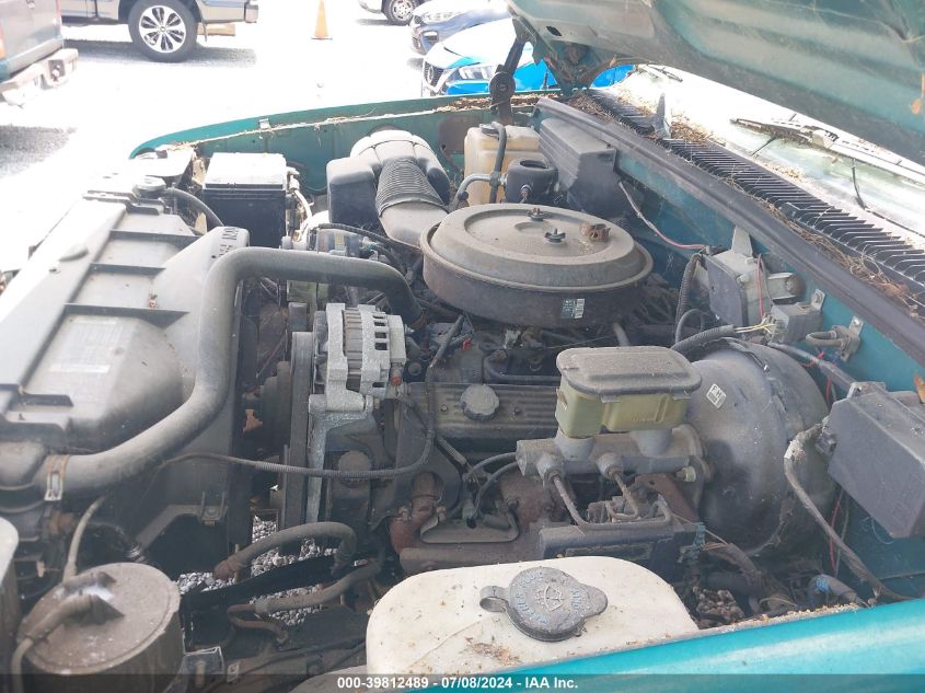 1994 Chevrolet Gmt-400 C1500 VIN: 1GCEC14K0RE227588 Lot: 39812489