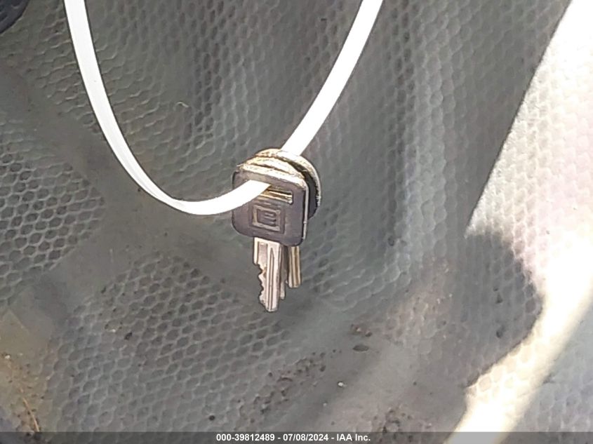 1994 Chevrolet Gmt-400 C1500 VIN: 1GCEC14K0RE227588 Lot: 39812489