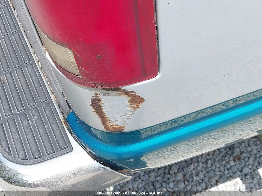 1994 Chevrolet Gmt-400 C1500 VIN: 1GCEC14K0RE227588 Lot: 39812489