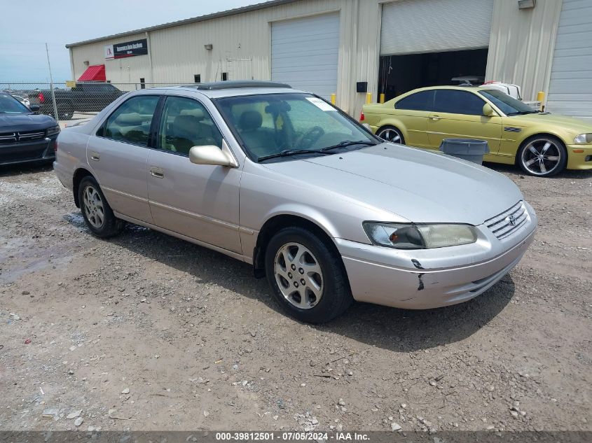 1997 Toyota Camry Xle V6 VIN: 4T1BF22K4VU905645 Lot: 40750571