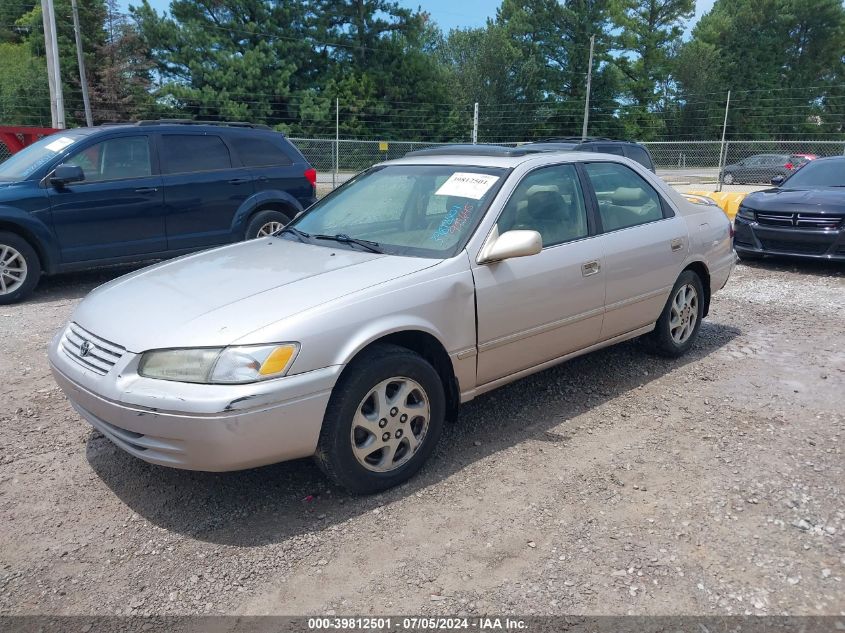 1997 Toyota Camry Xle V6 VIN: 4T1BF22K4VU905645 Lot: 40750571