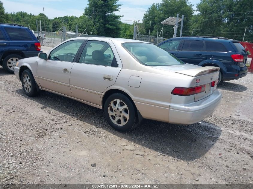 1997 Toyota Camry Xle V6 VIN: 4T1BF22K4VU905645 Lot: 40750571