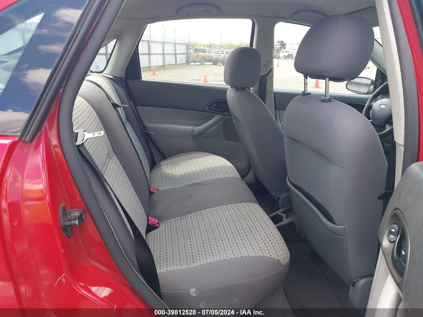 2007 Ford Focus S/Se/Ses VIN: 1FAFP34N27W236580 Lot: 39812528