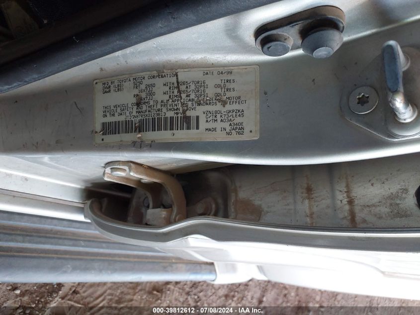 1999 Toyota 4Runner Limited V6 VIN: JT3GN87R5X0123813 Lot: 39812612