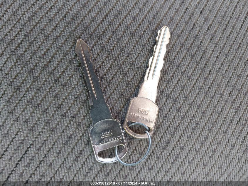 1997 Chevrolet Tahoe Ls VIN: 1GNEK13R3VJ392772 Lot: 39812618