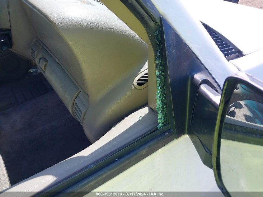 1997 Chevrolet Tahoe Ls VIN: 1GNEK13R3VJ392772 Lot: 39812618