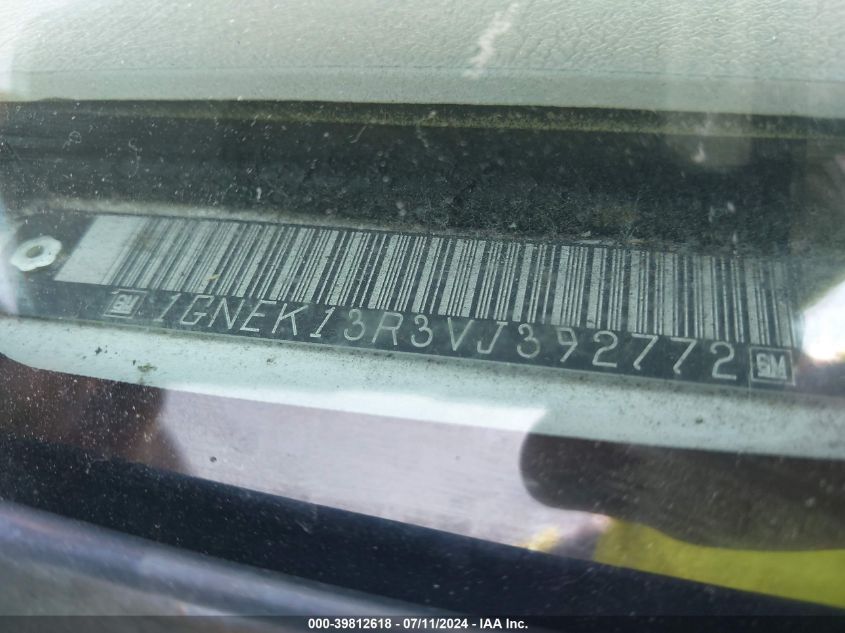 1997 Chevrolet Tahoe Ls VIN: 1GNEK13R3VJ392772 Lot: 39812618